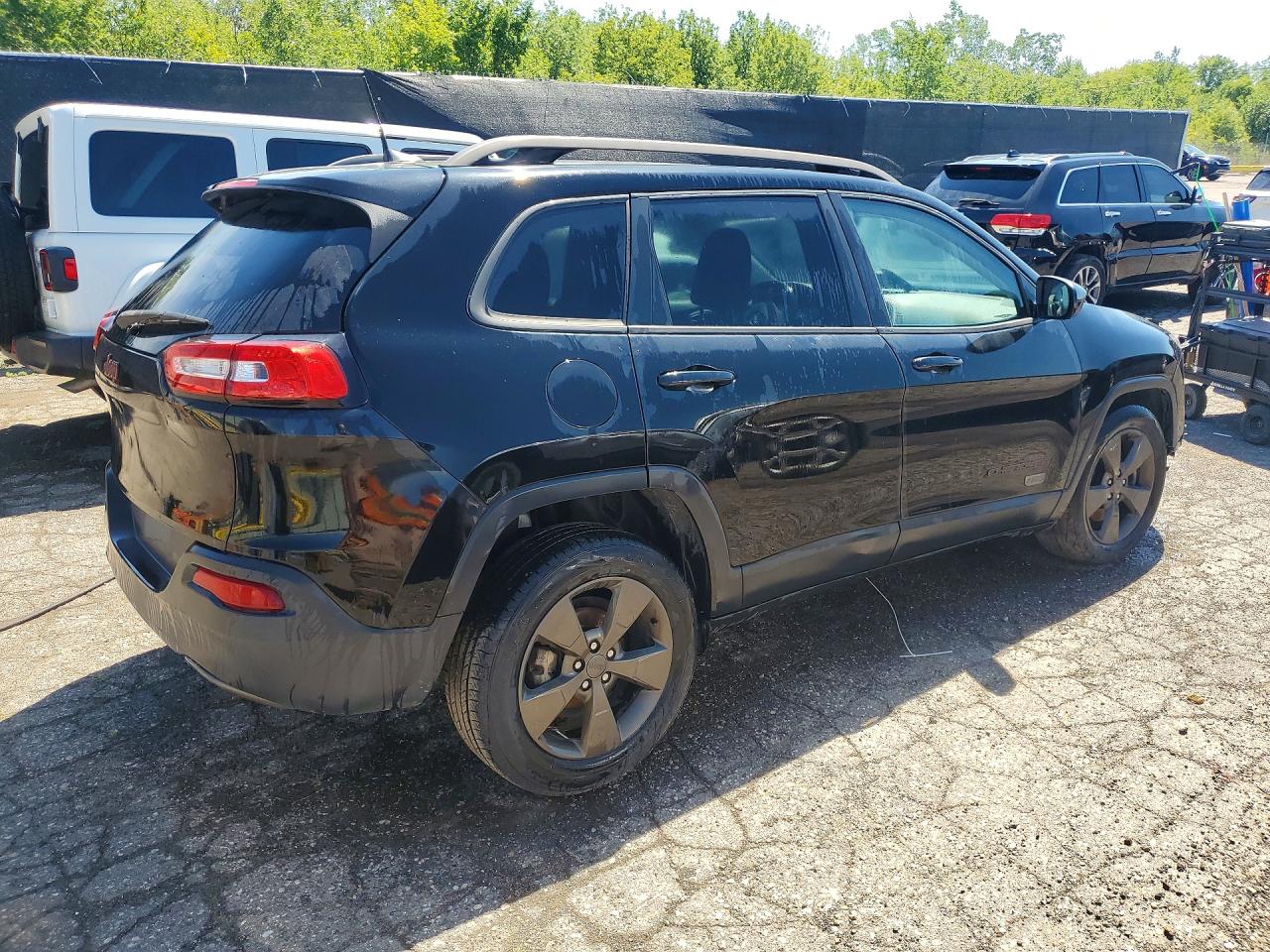 2017 JEEP CHEROKEE LATITUDE FWD