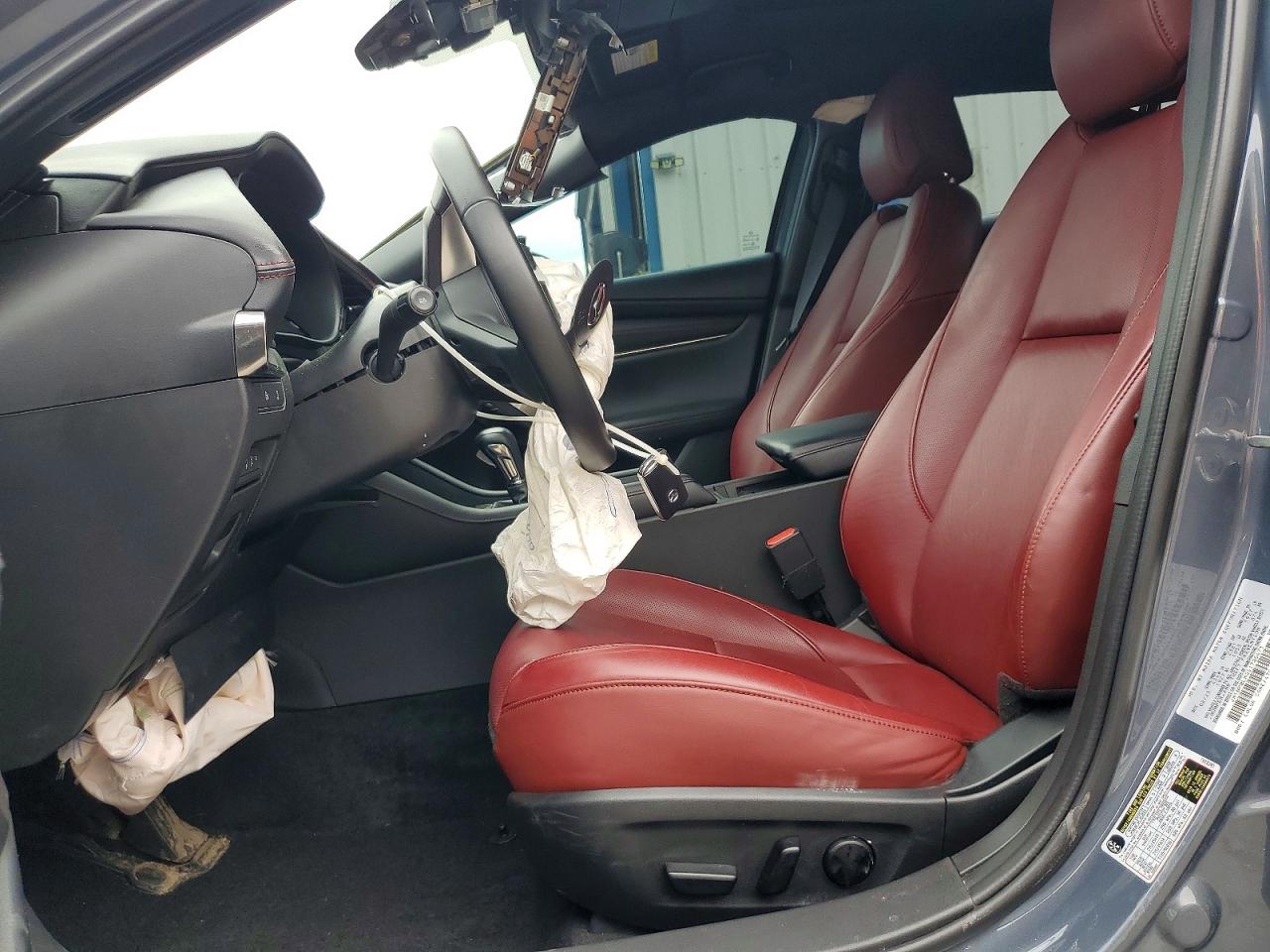 2025 MAZDA 3 Preferred Package
