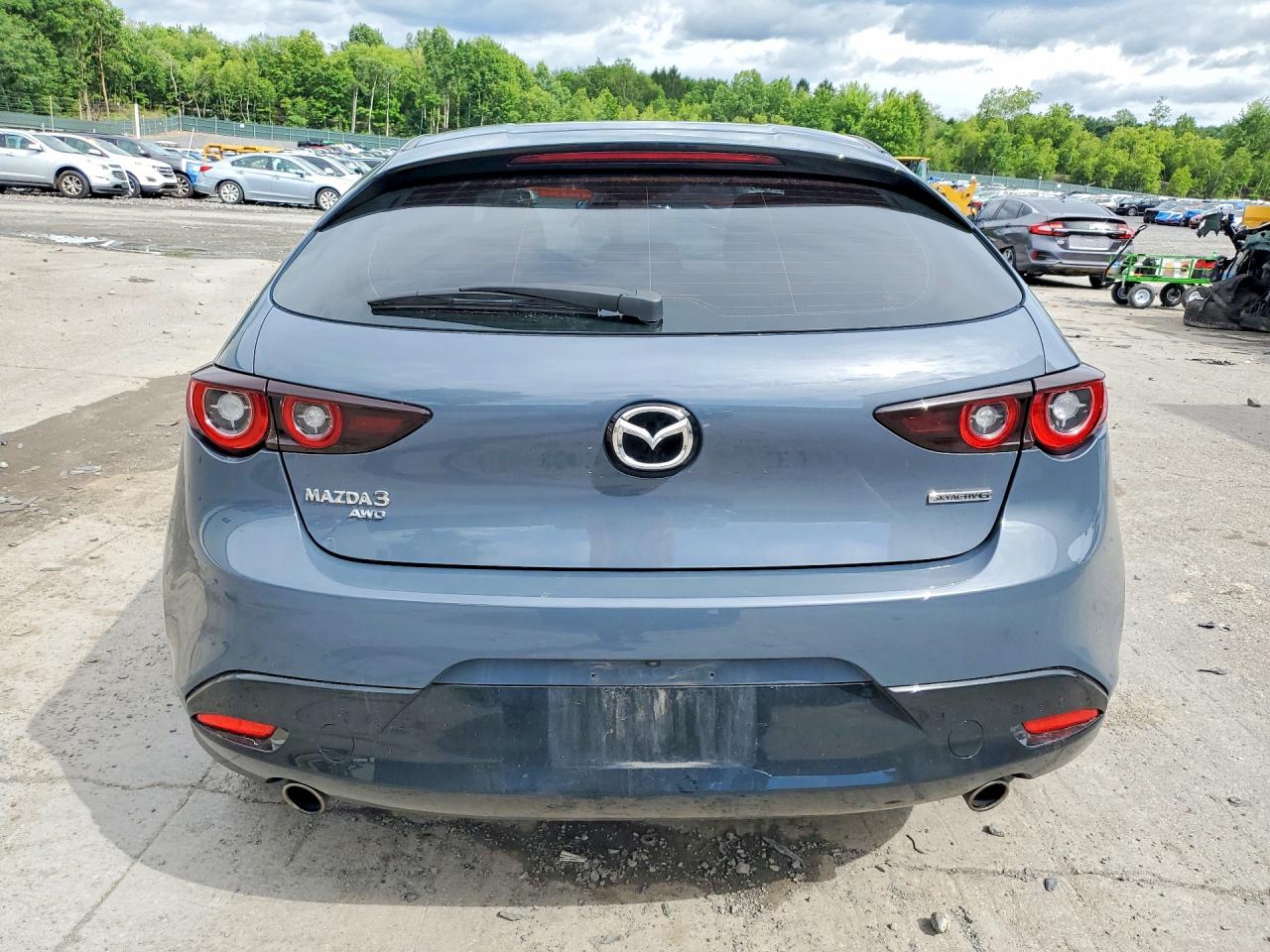 2025 MAZDA 3 Preferred Package