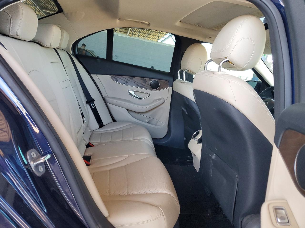 2018 MERCEDES-BENZ C C300