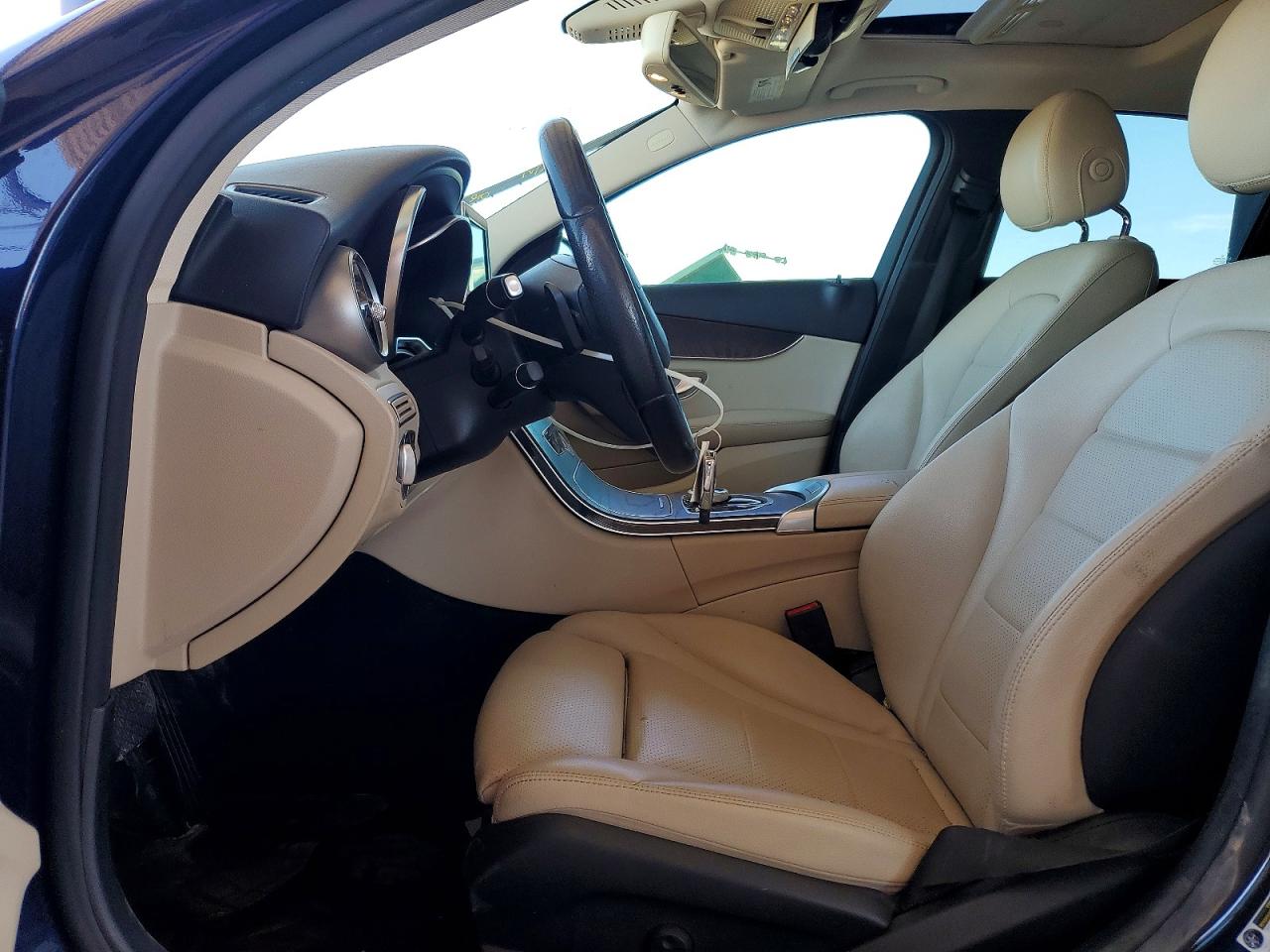 2018 MERCEDES-BENZ C C300