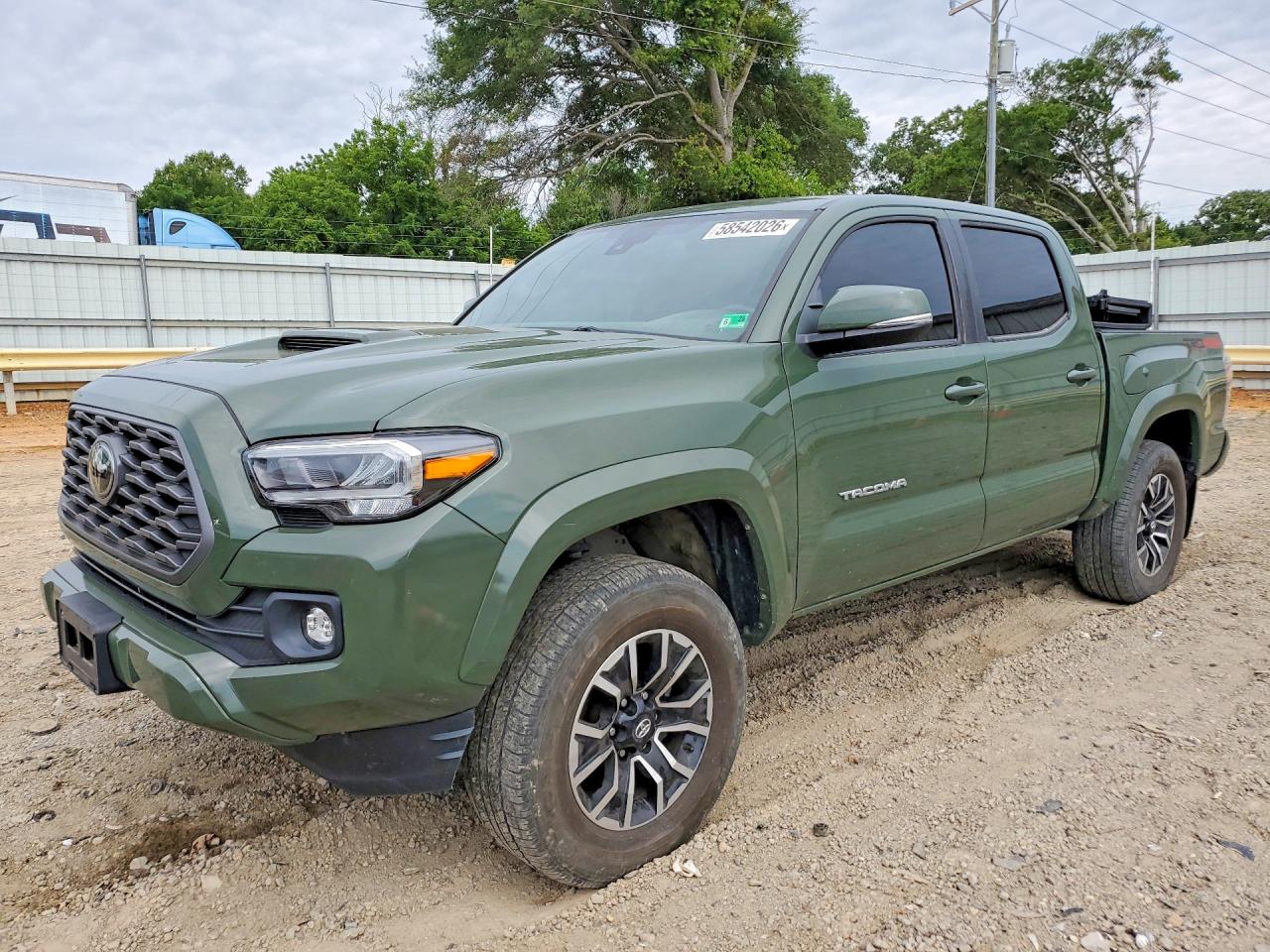 2022 TOYOTA TACOMA SR5