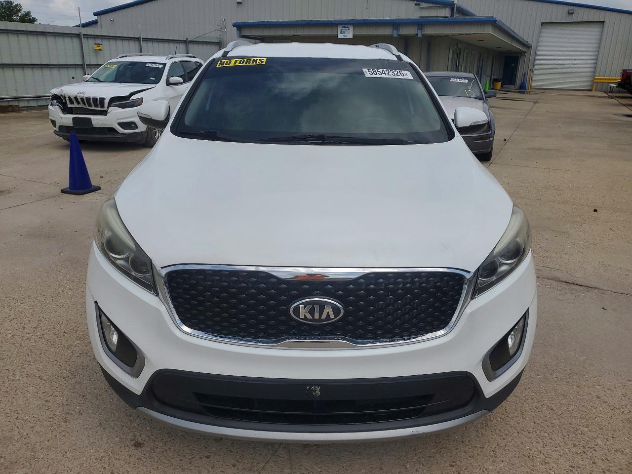 2017 KIA SORENTO EX