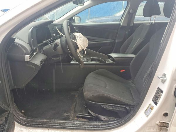 2021 HYUNDAI ELANTRA Blue