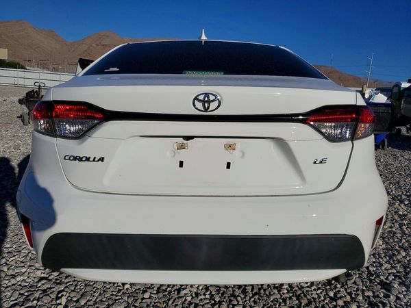 2021 TOYOTA COROLLA