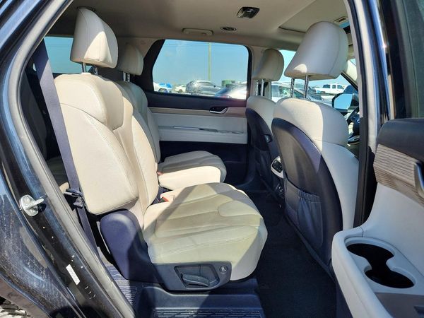2020 HYUNDAI PALISADE SEL w/ Premium Pkg
