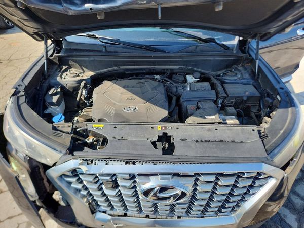2020 HYUNDAI PALISADE SEL w/ Premium Pkg