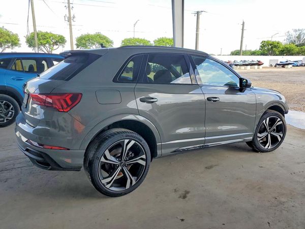 2024 AUDI Q3