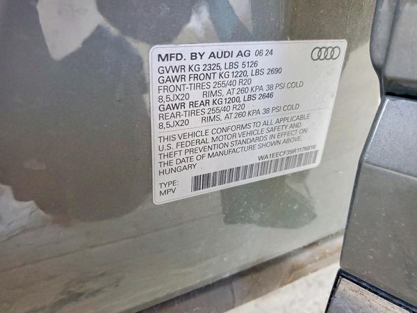 2024 AUDI Q3