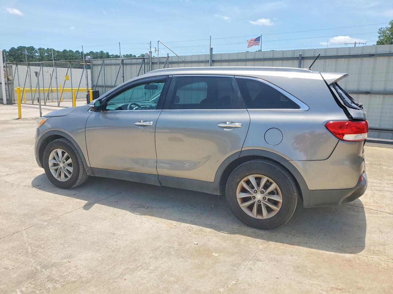 2018 KIA SORENTO L, LX