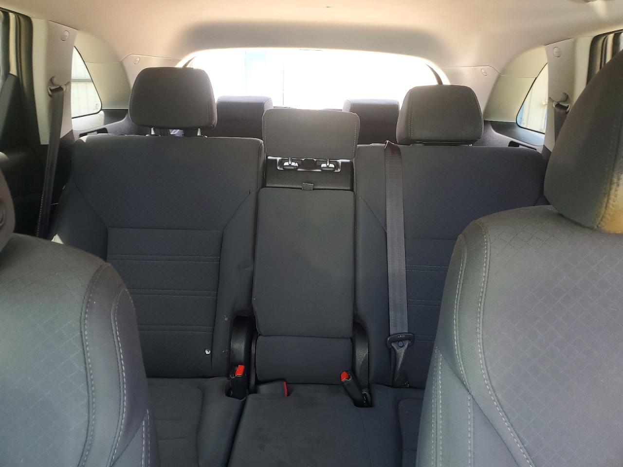 2018 KIA SORENTO L, LX
