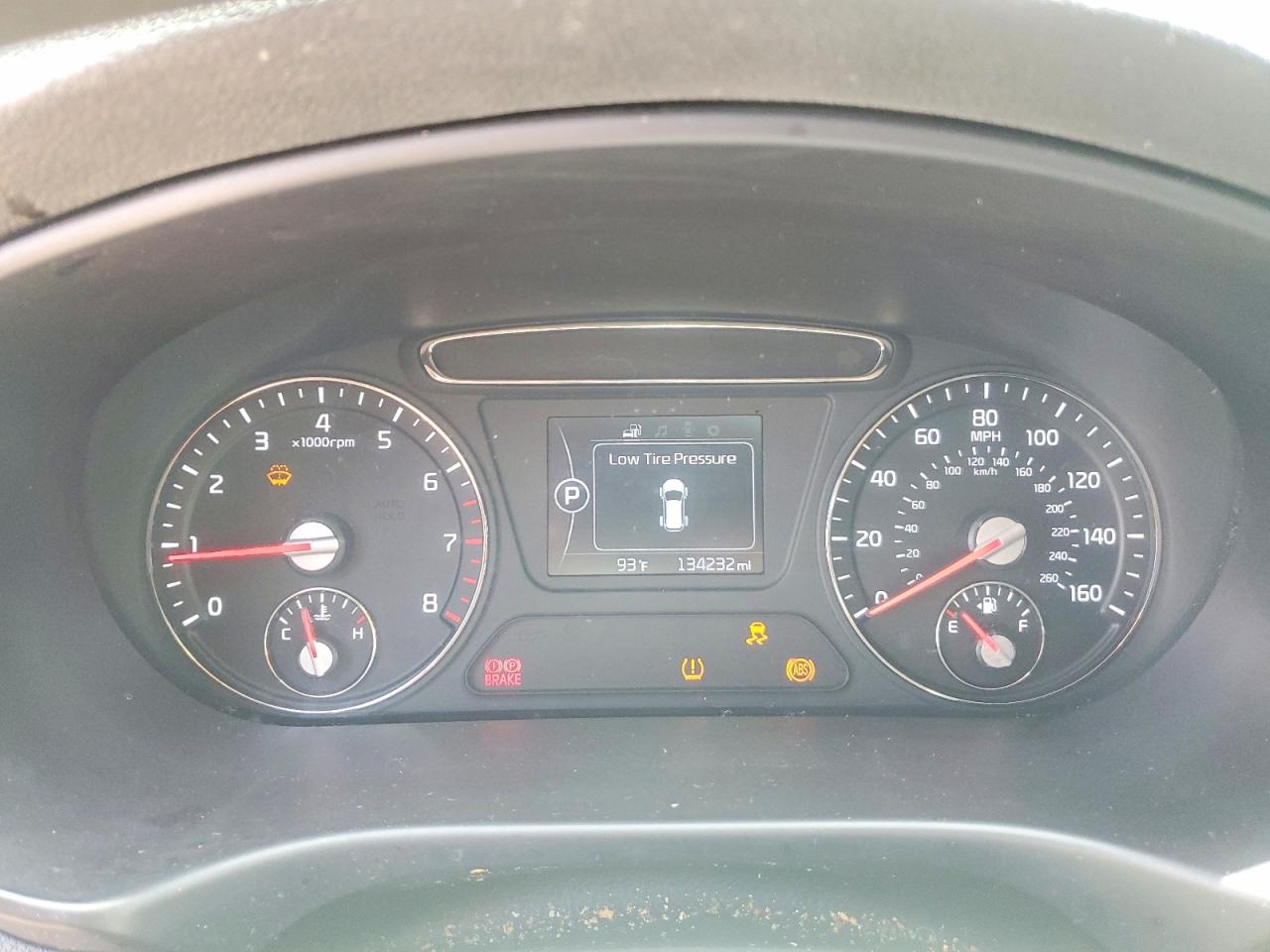 2018 KIA SORENTO L, LX