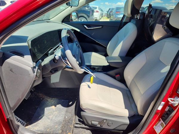 2024 KIA NIRO EX