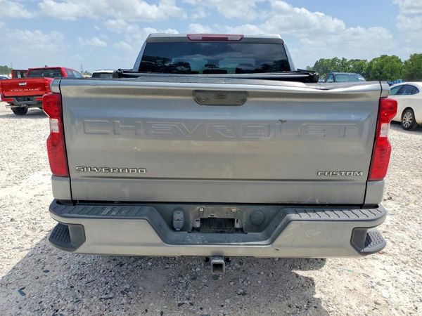 2023 CHEVROLET SILVERADO Custom