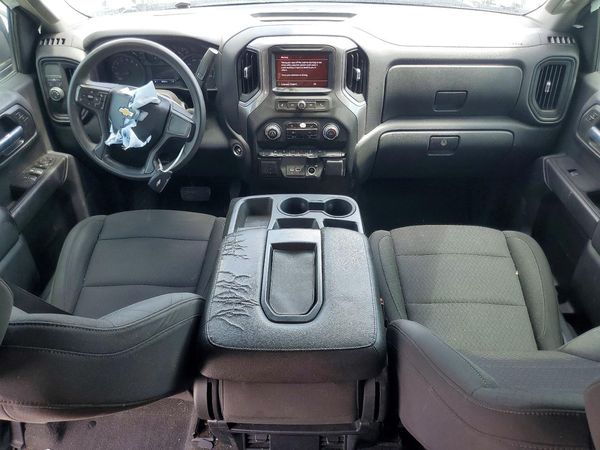 2023 CHEVROLET SILVERADO Custom