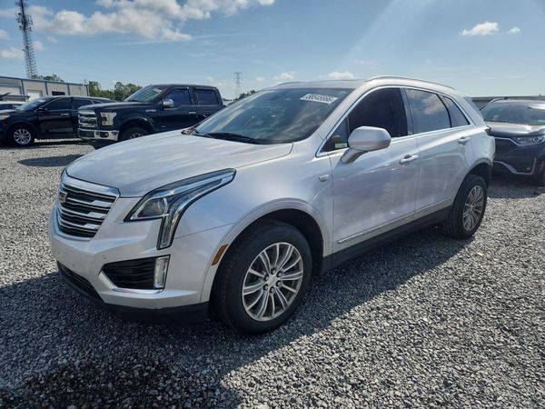 2017 CADILLAC XT5 Luxury