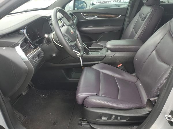 2017 CADILLAC XT5 Luxury