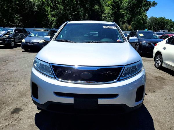 2014 KIA SORENTO Base/ LX