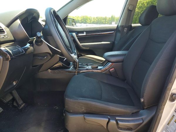 2014 KIA SORENTO Base/ LX