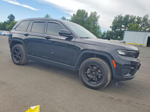 2023 JEEP GRAND CHEROKEE LAREDO 4X4