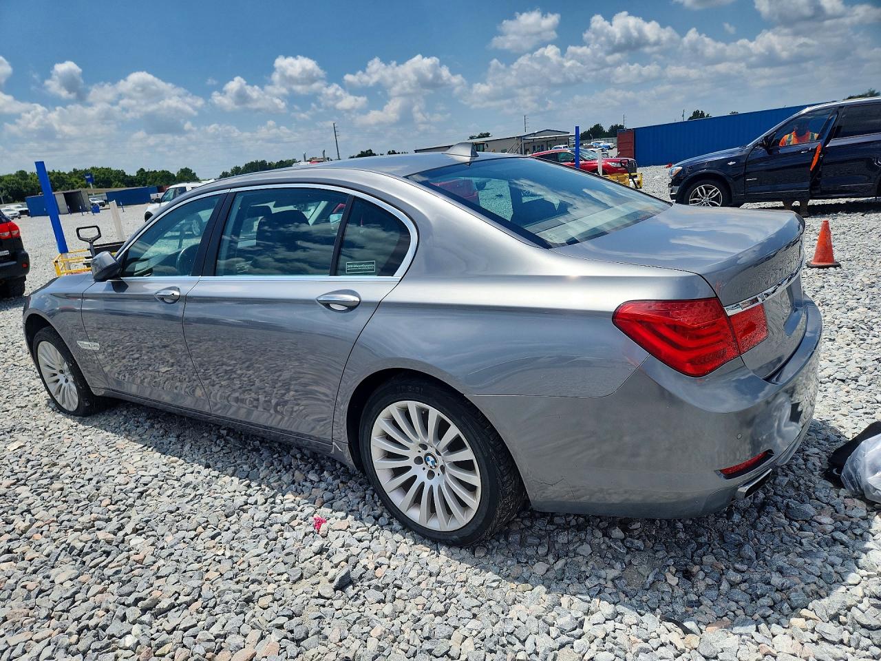 2012 BMW 750 750Lxi/Alpina B7 xDrive