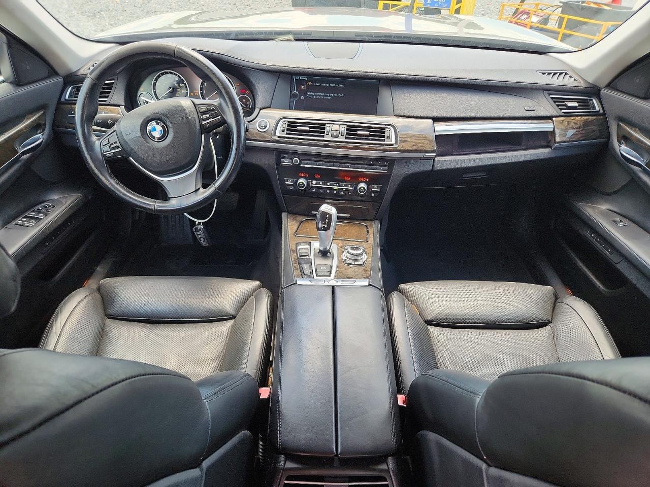 2012 BMW 750 750Lxi/Alpina B7 xDrive