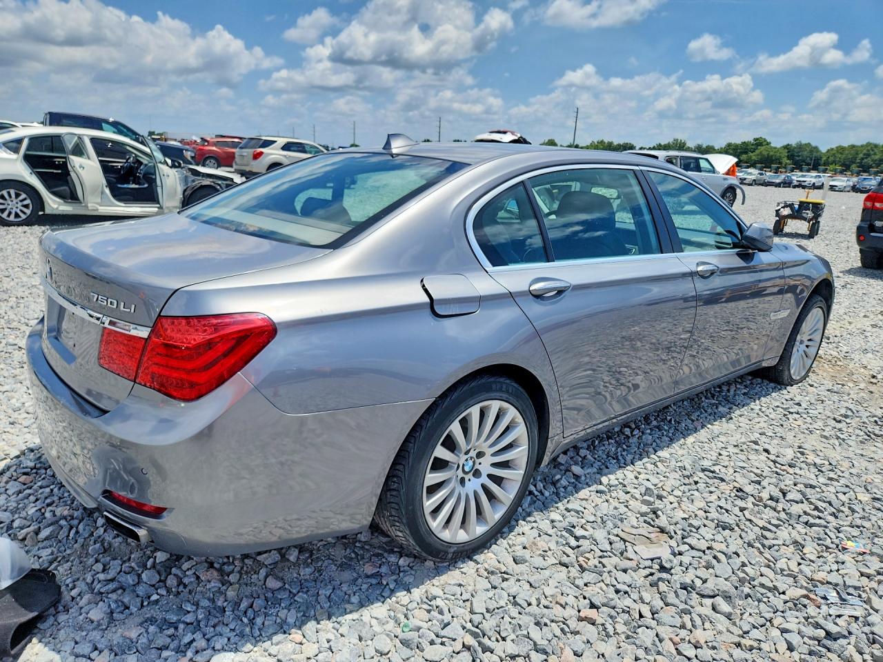 2012 BMW 750 750Lxi/Alpina B7 xDrive