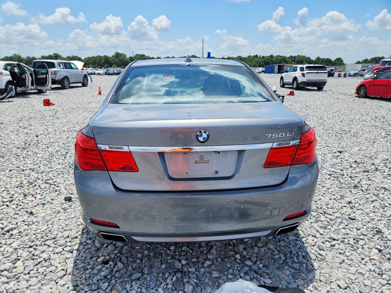 2012 BMW 750 750Lxi/Alpina B7 xDrive