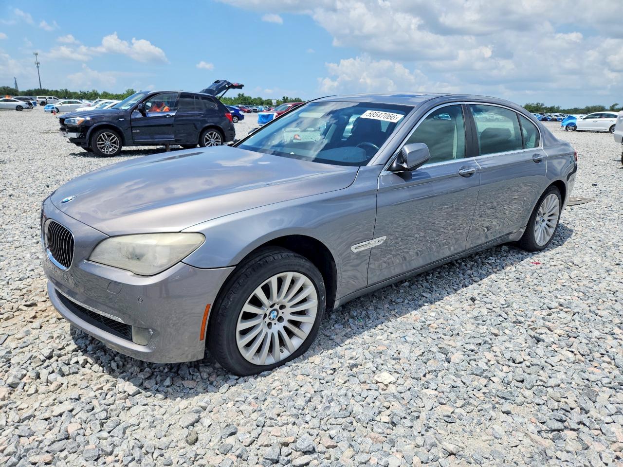 2012 BMW 750 750Lxi/Alpina B7 xDrive