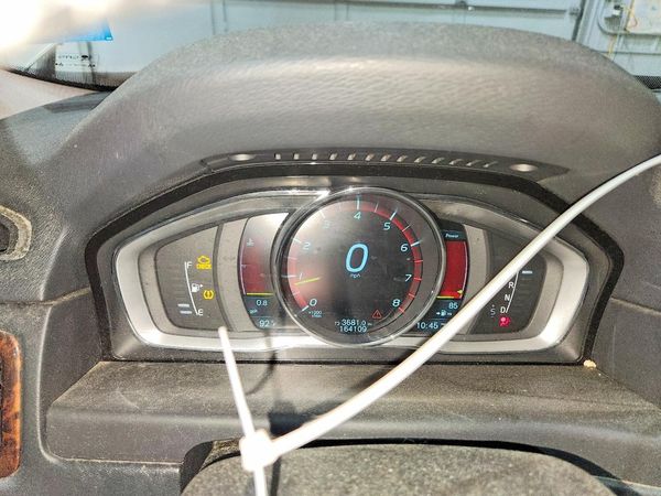 2015 VOLVO XC70