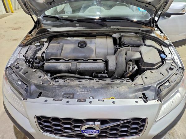 2015 VOLVO XC70