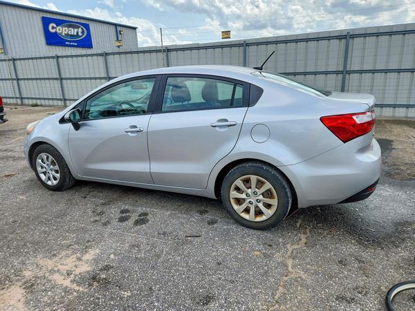 2013 KIA RIO