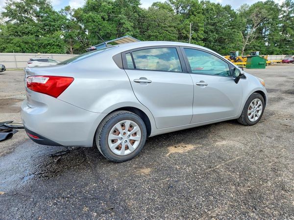 2013 KIA RIO