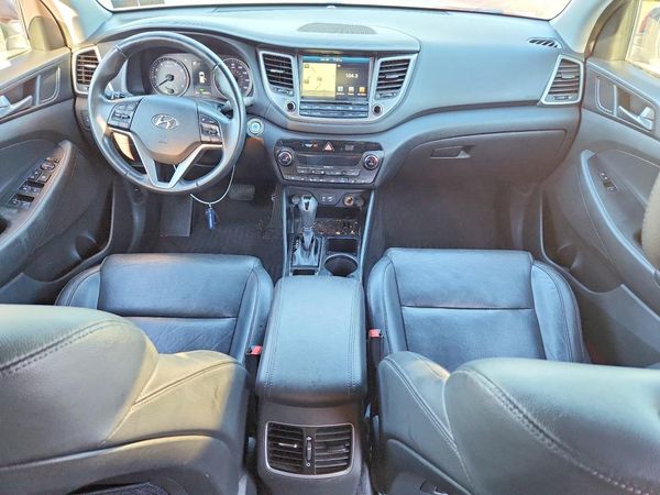 2016 HYUNDAI TUCSON