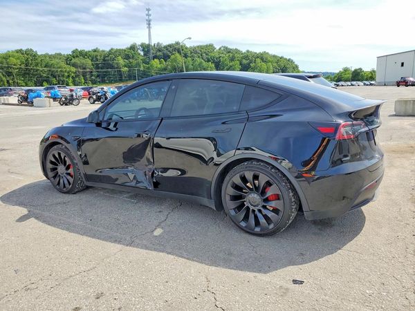 2022 TESLA MODEL Y