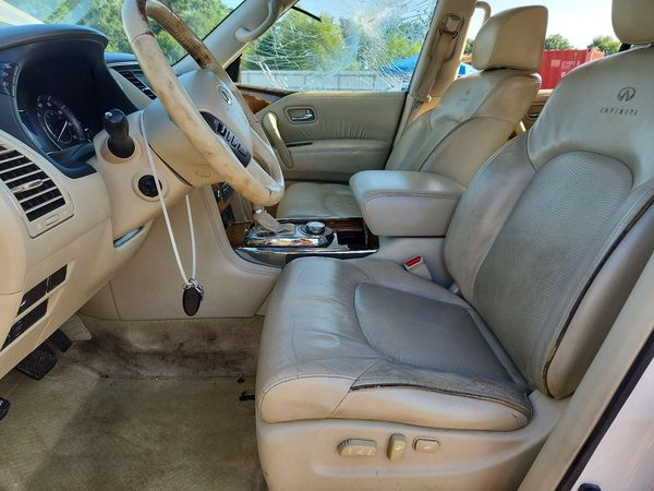 2013 INFINITI QX56 BASE