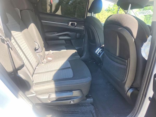 2022 KIA SORENTO LX