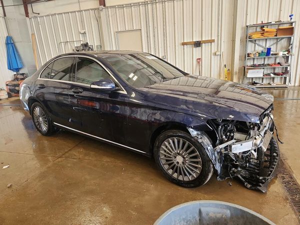 2015 MERCEDES-BENZ C