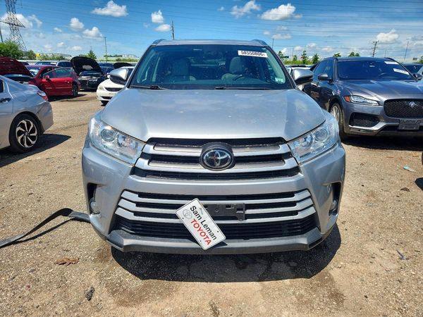 2017 TOYOTA HIGHLANDER SE/XLE