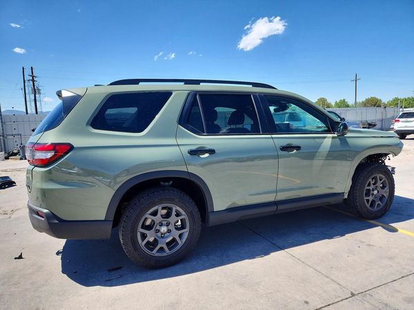 2026 HONDA PILOT Trailsport