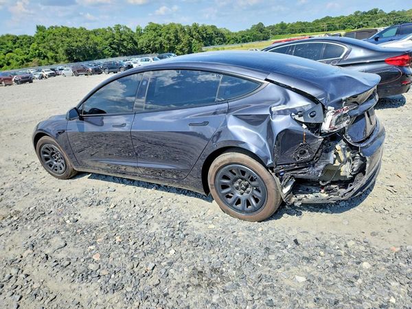 2026 TESLA MODEL 3