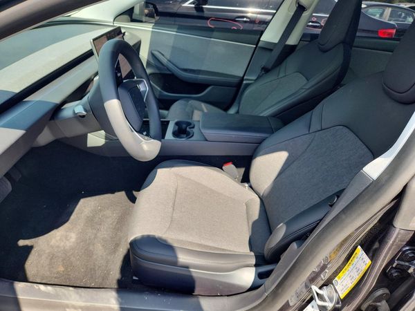 2026 TESLA MODEL 3