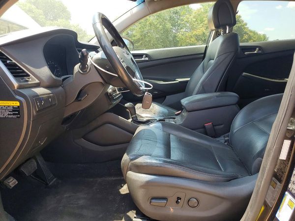 2017 HYUNDAI TUCSON