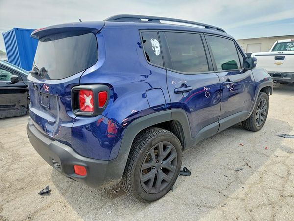 2017 JEEP RENEGADE LATITUDE 4X4