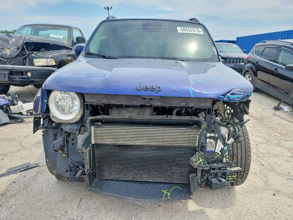 2017 JEEP RENEGADE LATITUDE 4X4