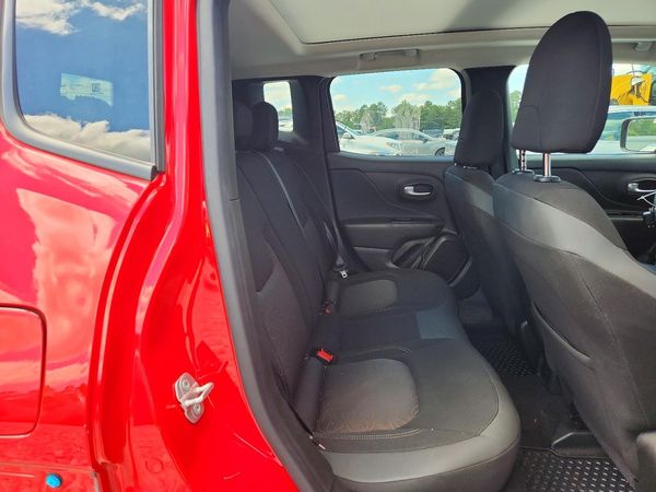 2023 JEEP RENEGADE LATITUDE 4X4