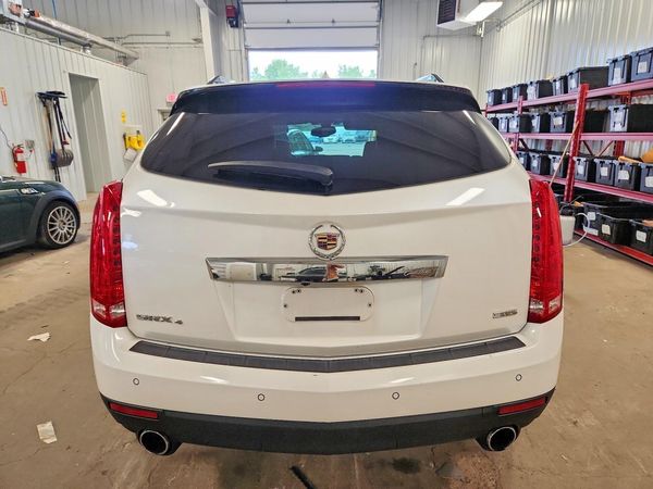 2013 CADILLAC SRX Luxury
