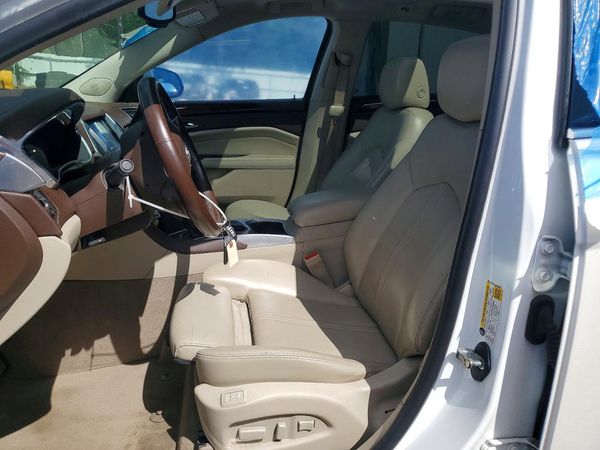 2013 CADILLAC SRX Luxury