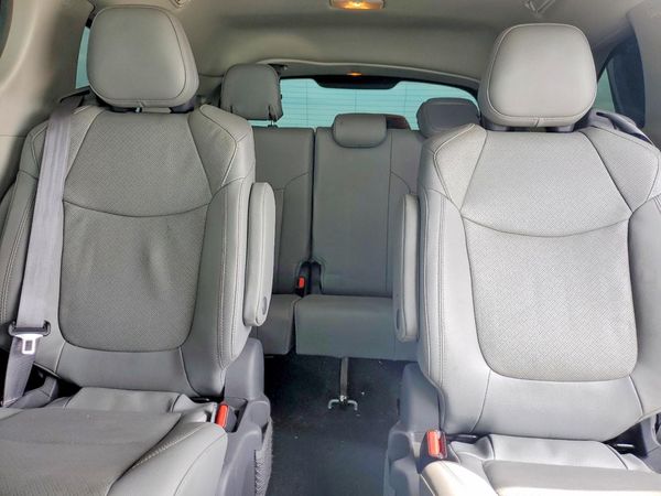 2021 TOYOTA SIENNA Limited