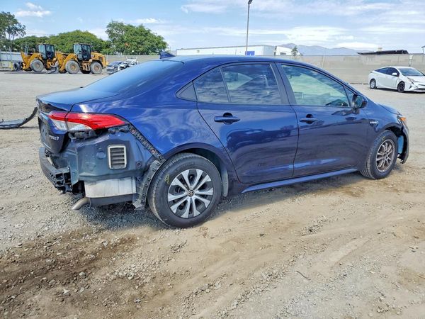 2021 TOYOTA COROLLA